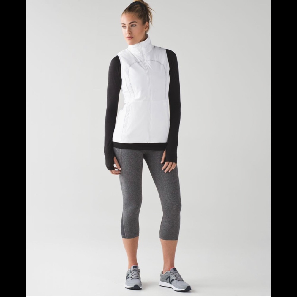 Lululemon Gray Free Runner Crop Legging